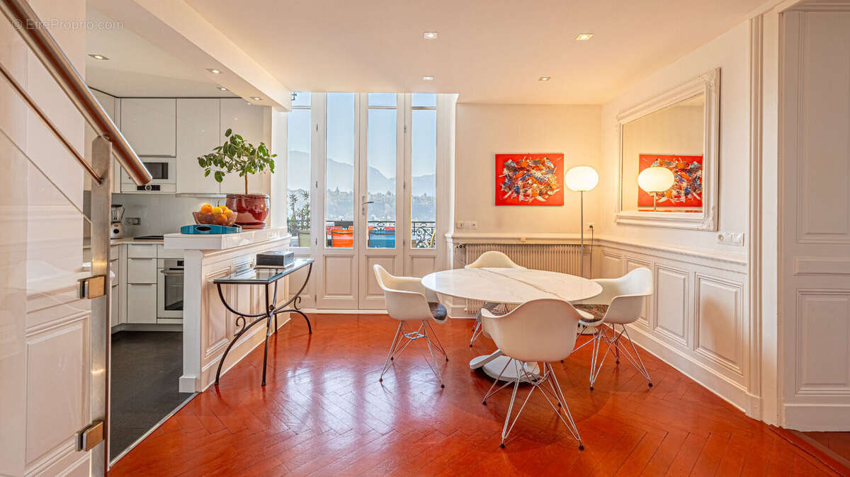Appartement à AIX-LES-BAINS