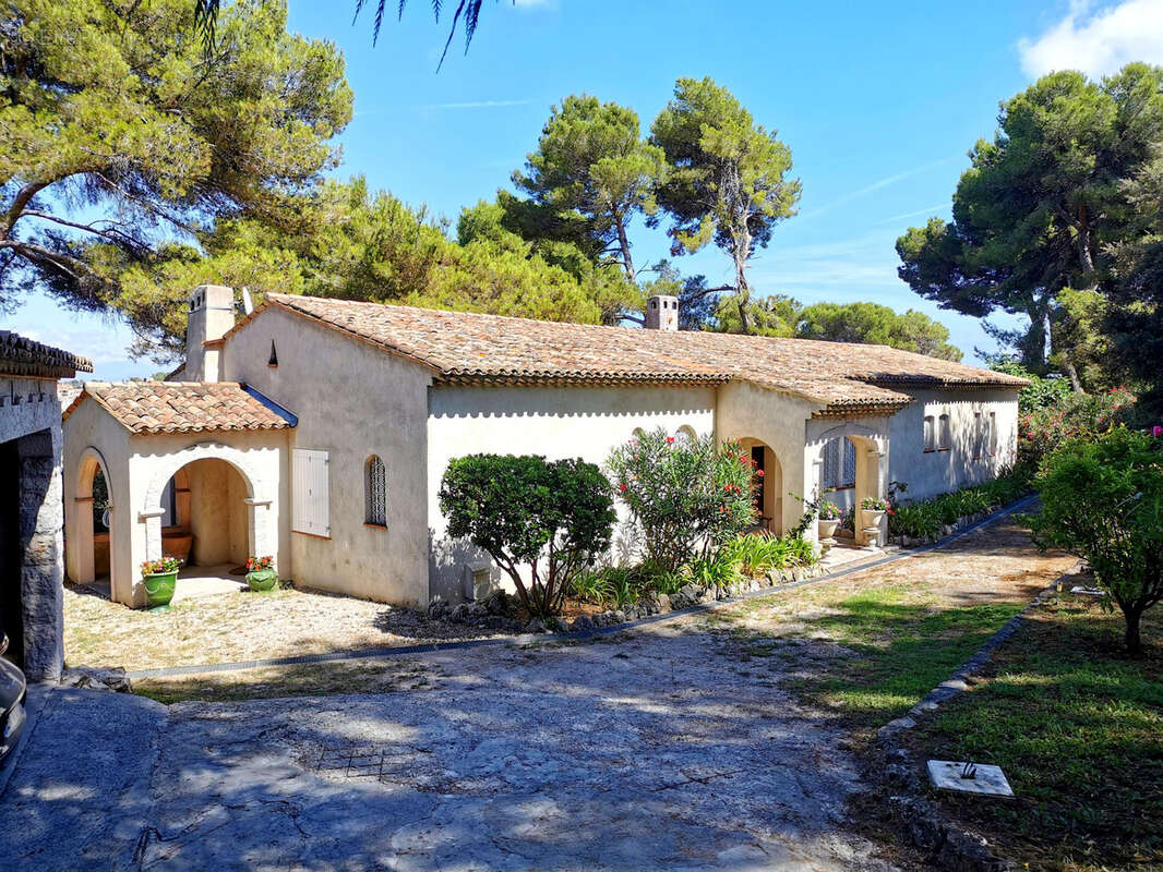 Maison à BIOT