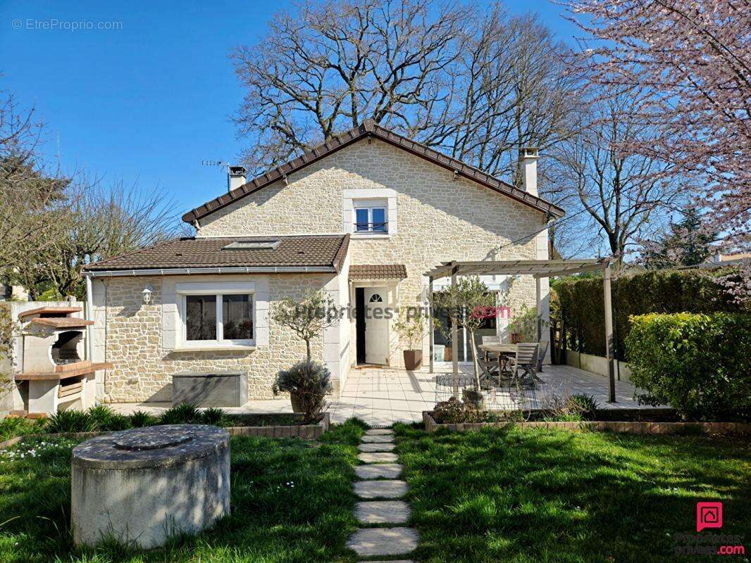 Maison à MORSANG-SUR-ORGE