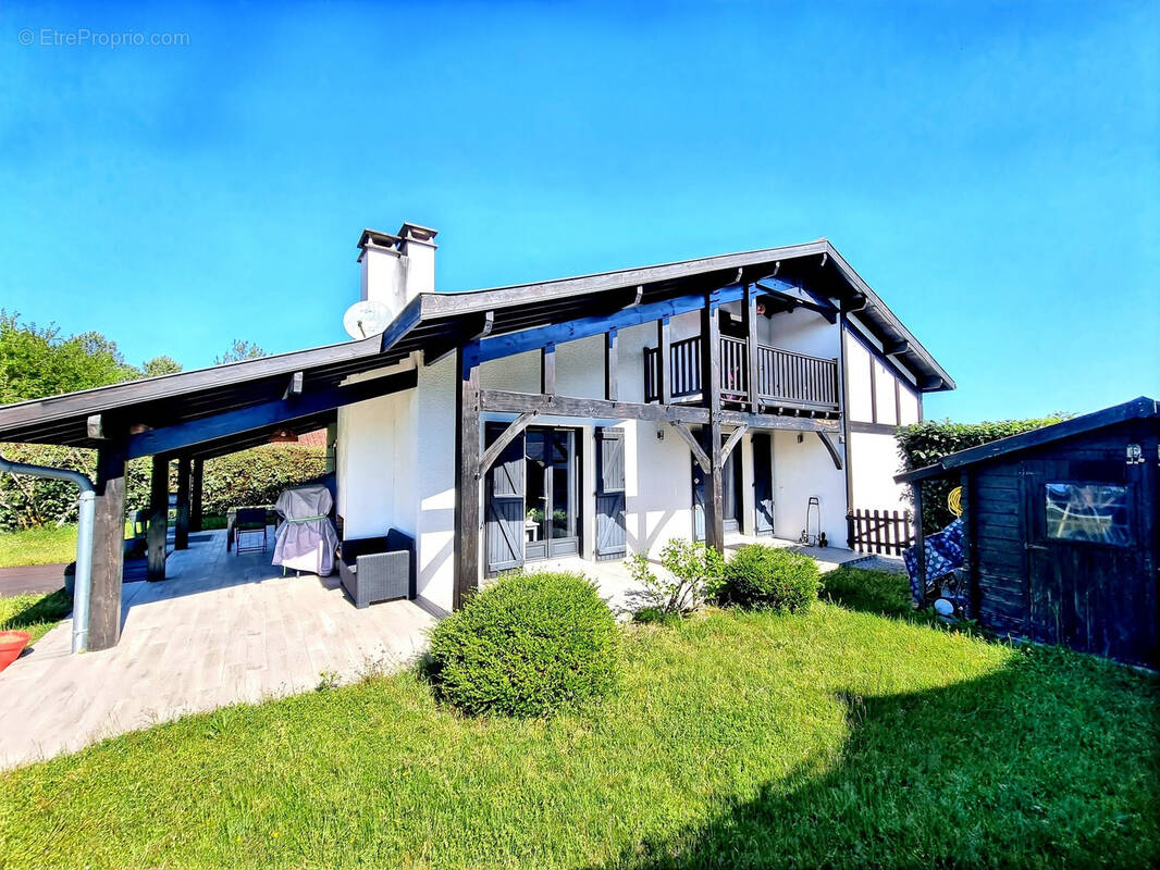 Maison à LIT-ET-MIXE