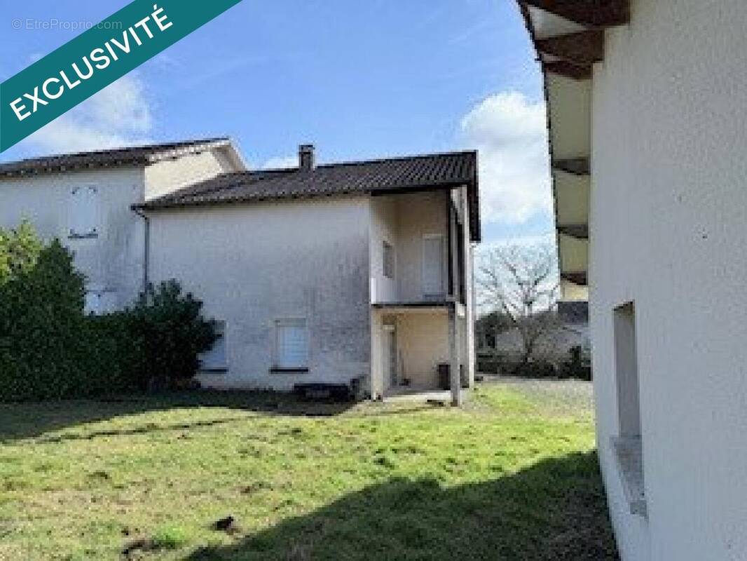 Photo 1 - Maison à SAINT-JUNIEN