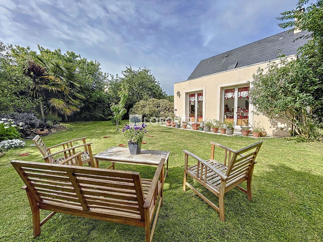 Maison à COURSEULLES-SUR-MER