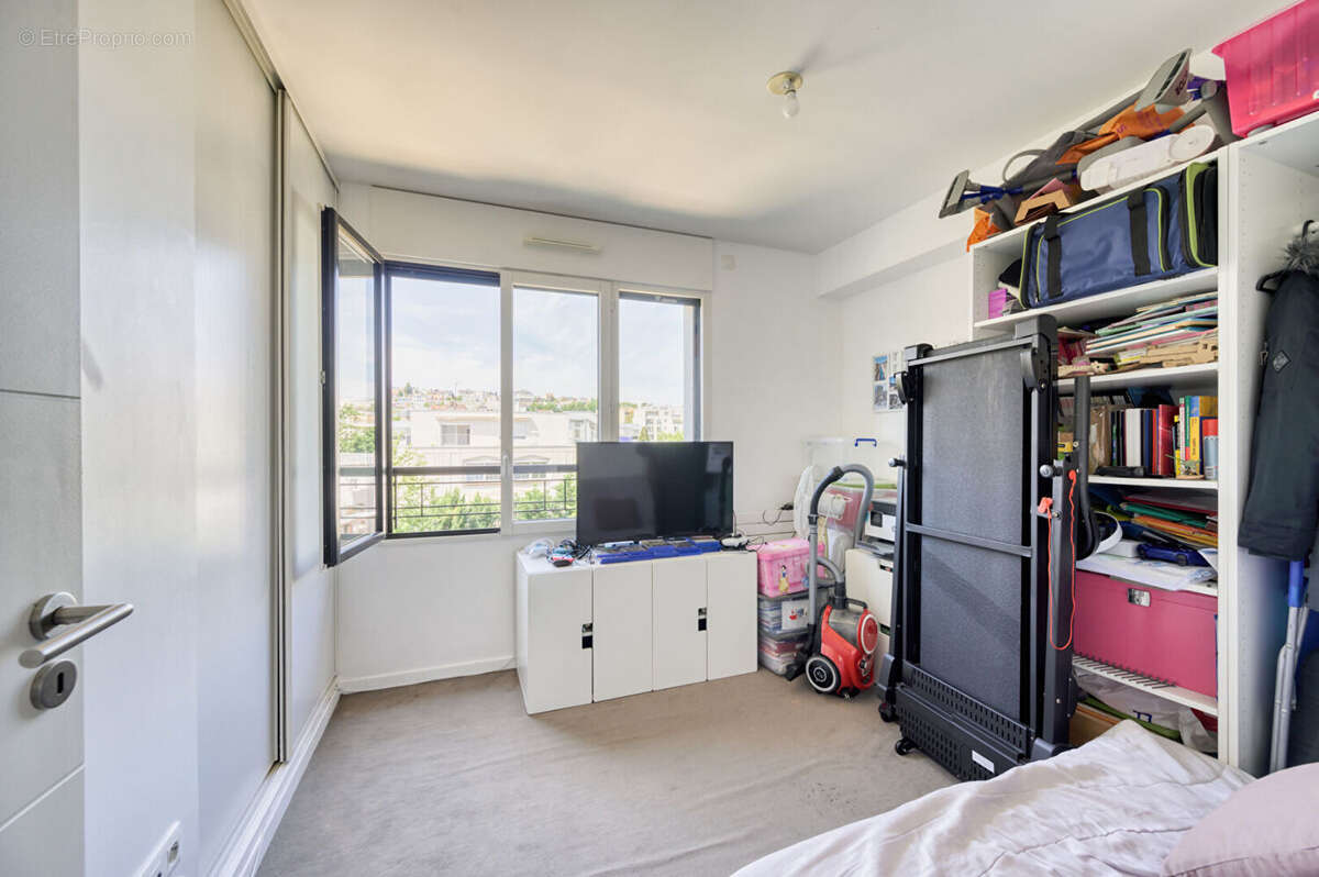 Appartement à SURESNES
