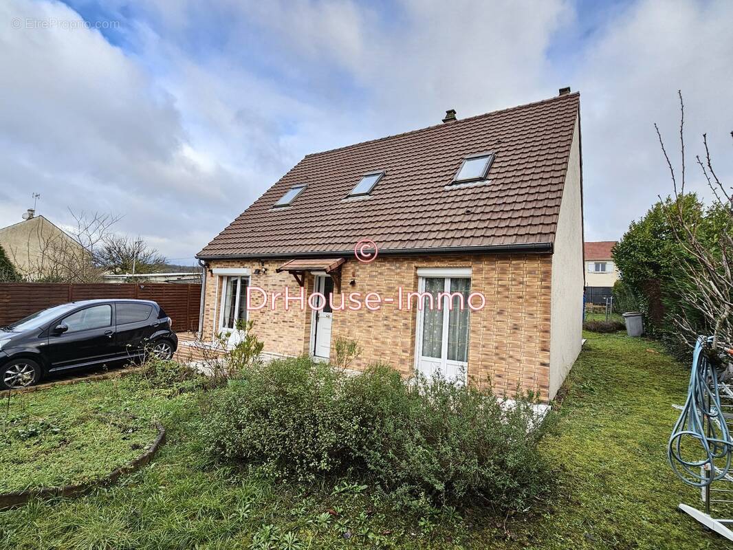 Maison à LIMAY