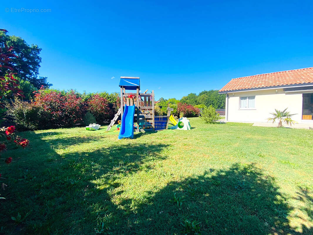 Maison à SANGUINET