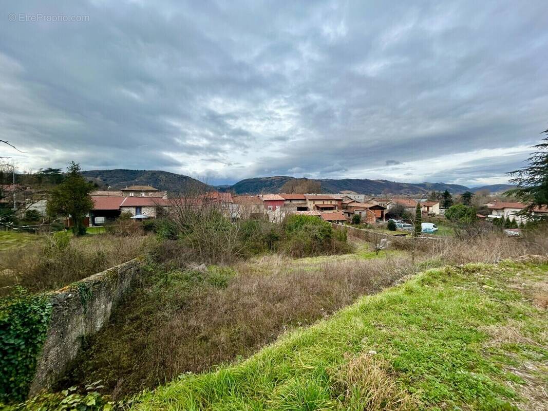 Terrain à LAVEYRON