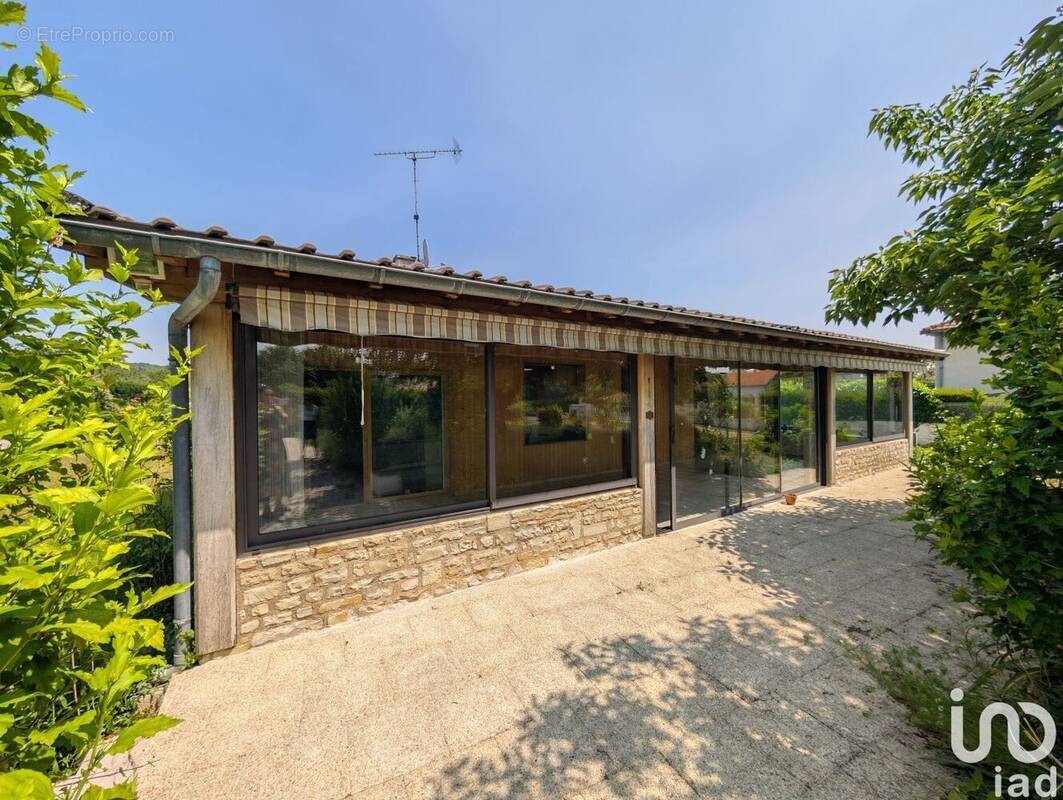 Photo 1 - Maison à CIVAUX