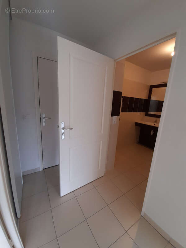 Appartement à PUGET-SUR-ARGENS