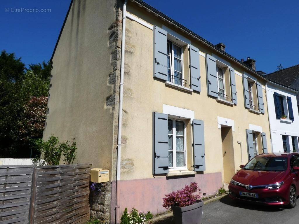 Maison à GUEMENE-SUR-SCORFF