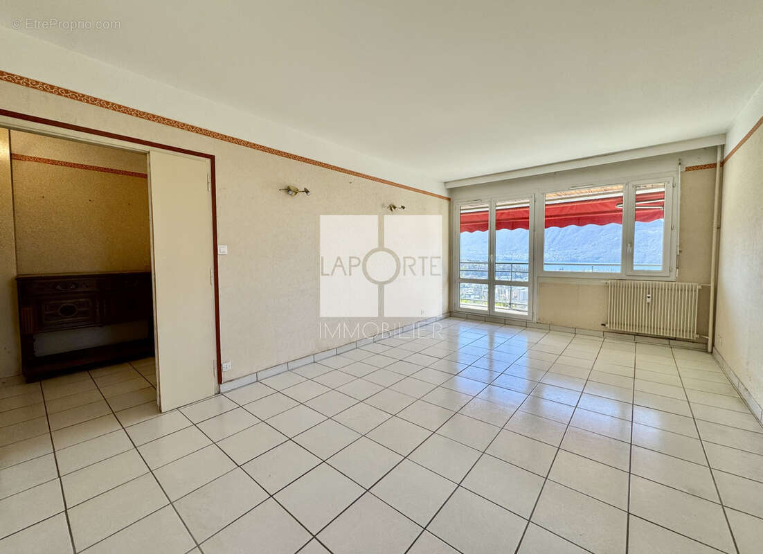 Appartement à AIX-LES-BAINS
