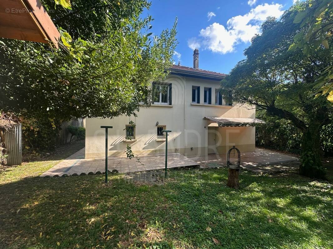 Maison à BEAUREPAIRE
