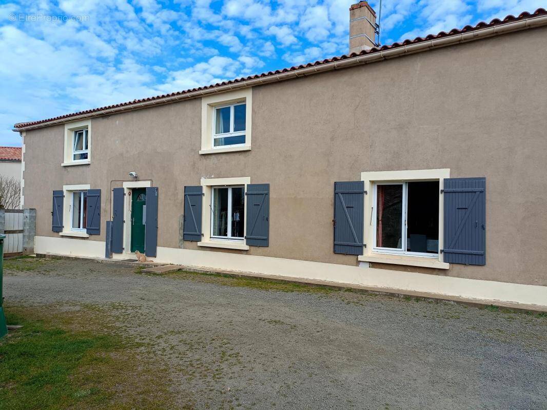 Maison à LE LANGON