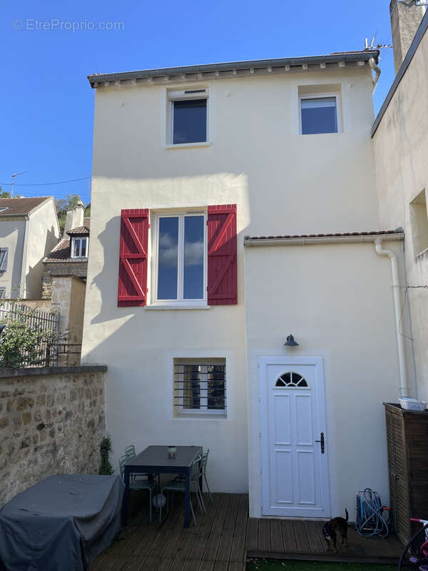 Maison à PONTOISE