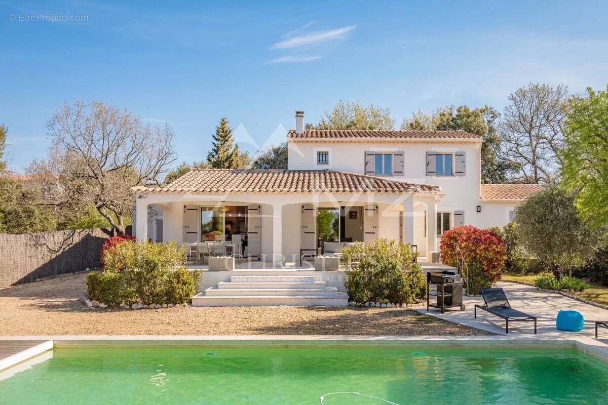 Maison à CABRIERES-D&#039;AVIGNON