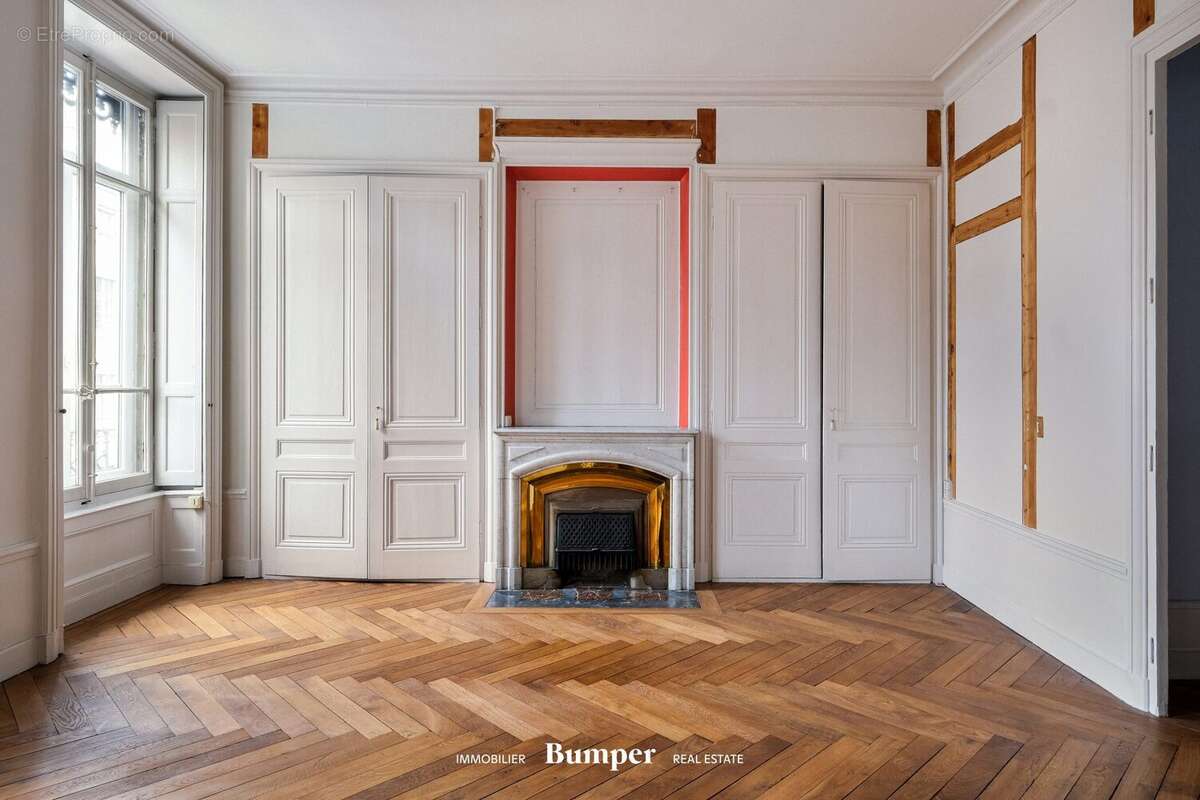 Commerce à LYON-9E