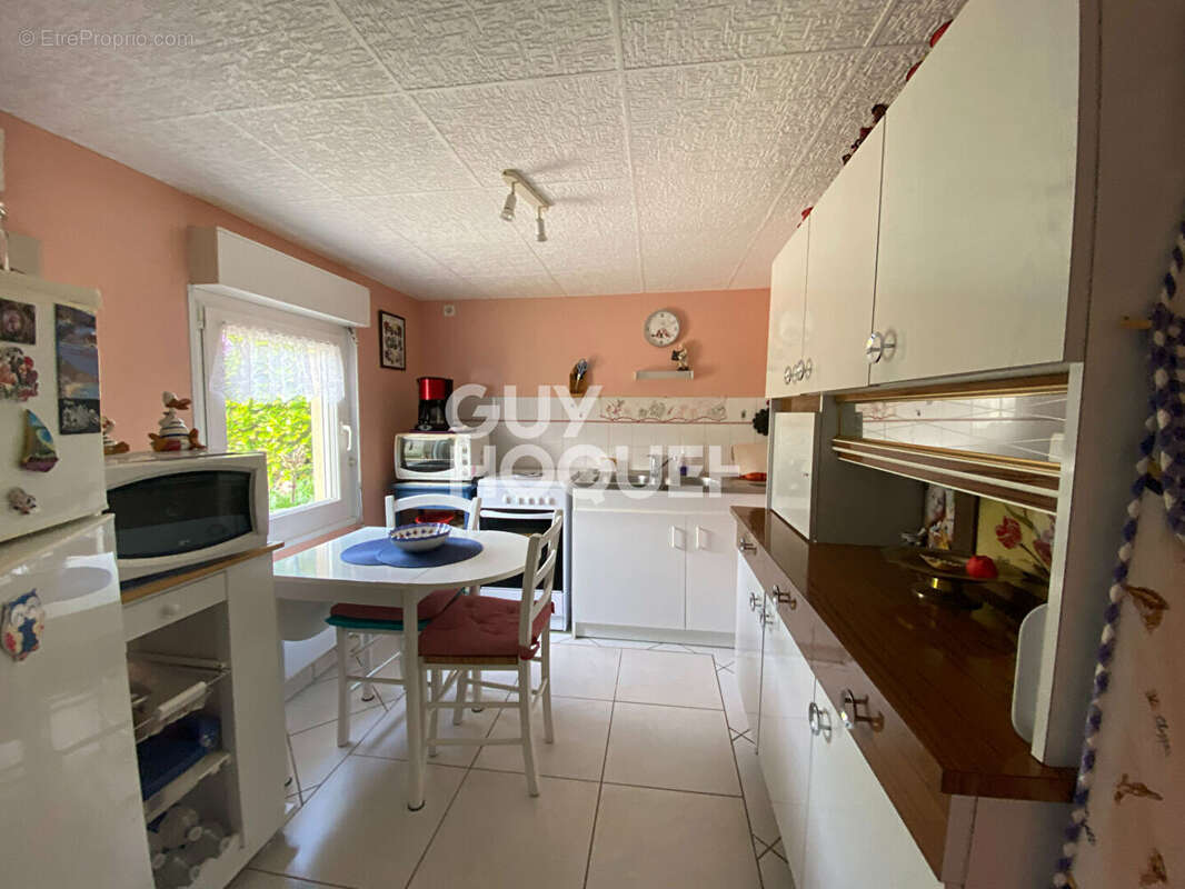 Maison à BAGUER-PICAN