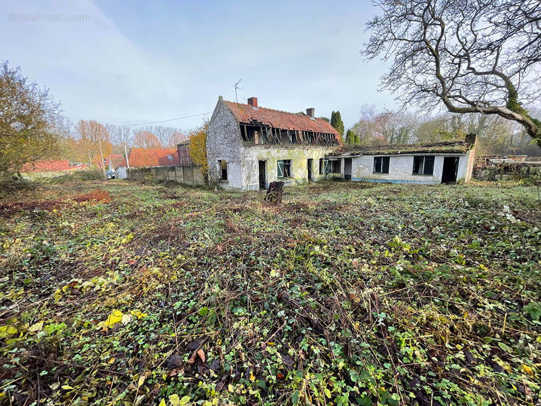 Terrain à BRUAY-LA-BUISSIERE