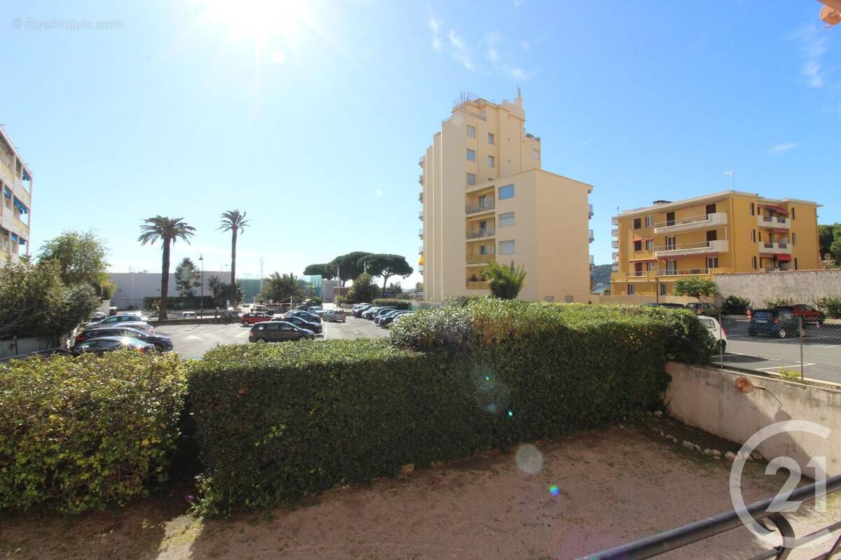 Appartement à ROQUEBRUNE-CAP-MARTIN