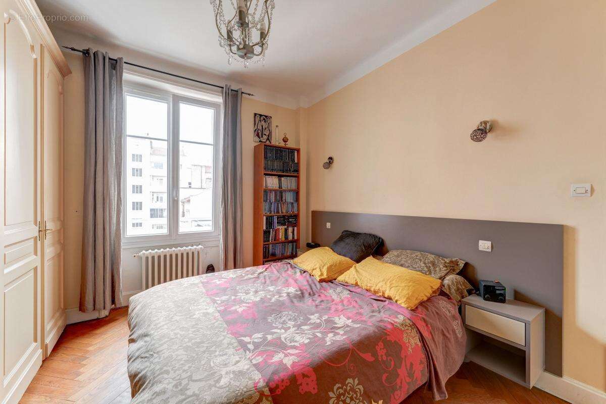 Appartement à LYON-6E