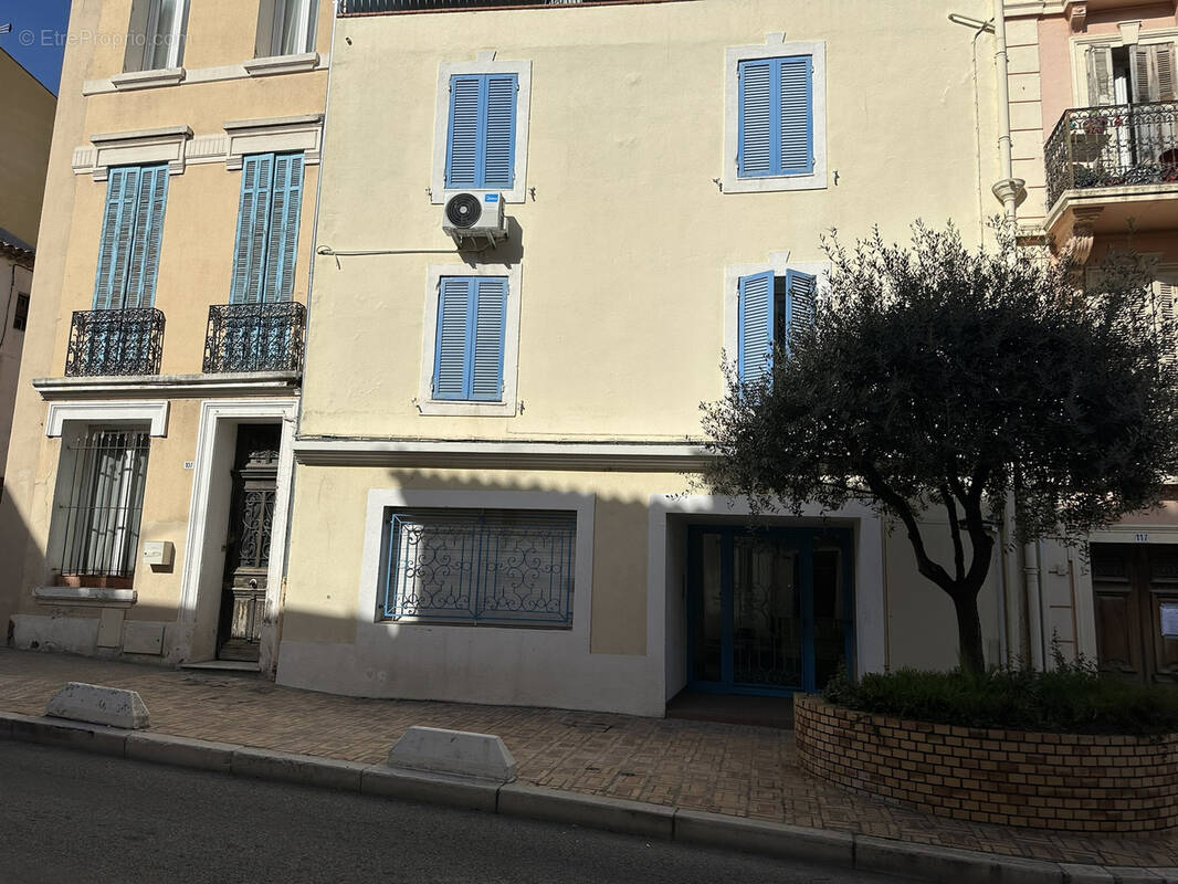 Appartement à PUGET-SUR-ARGENS