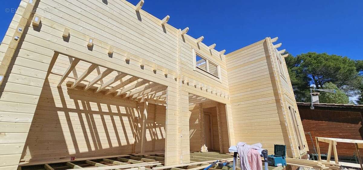 chalet neuf terrain, habitation legere, chalet, 4 pieces, - Autre à LE CASTELLET