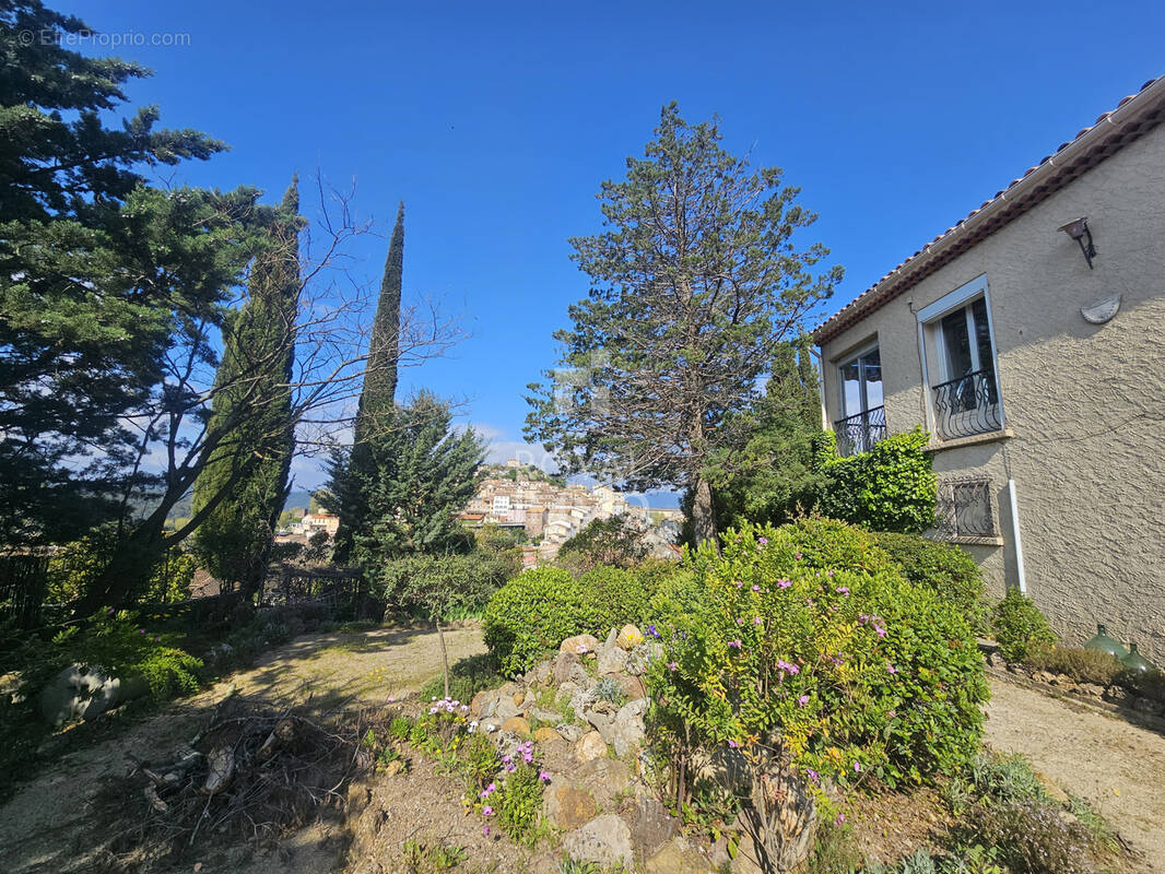 Maison à PIERREFEU-DU-VAR