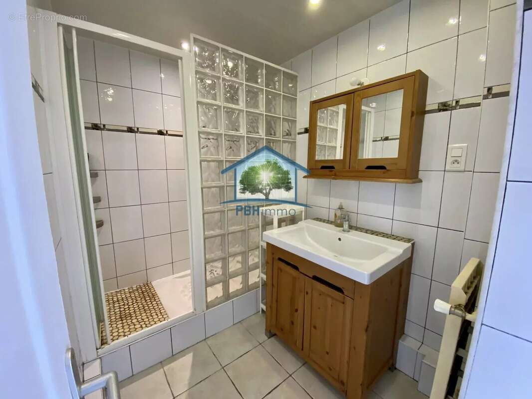 Appartement à MARSEILLE-15E