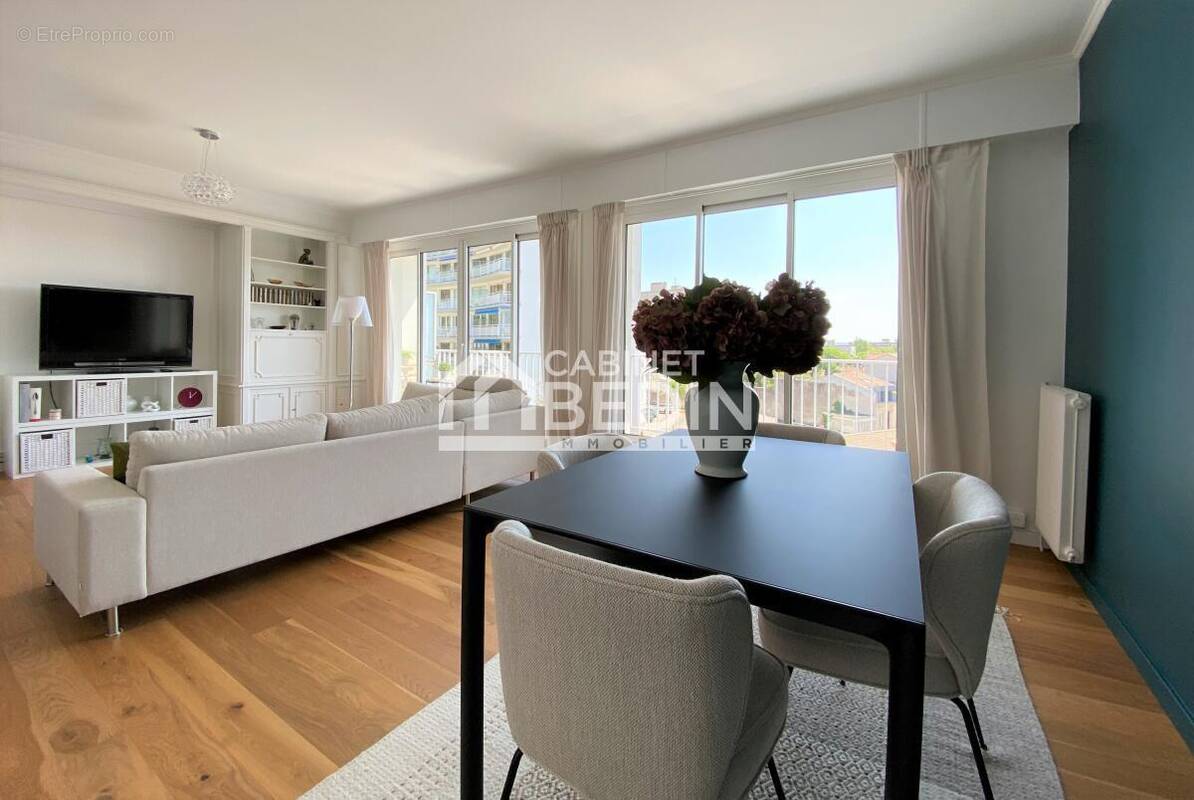 Appartement à BORDEAUX