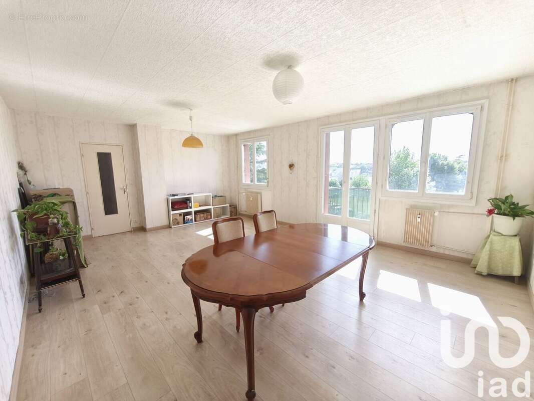 Photo 3 - Appartement à LAVAL