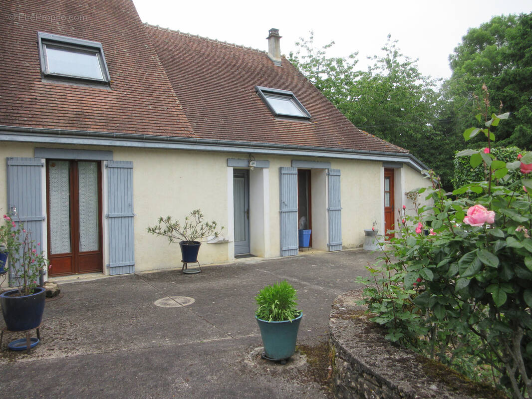 Maison à ORSENNES