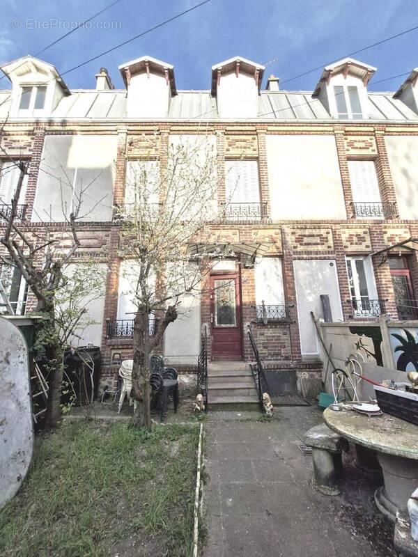 Maison à L&#039;ILE-SAINT-DENIS