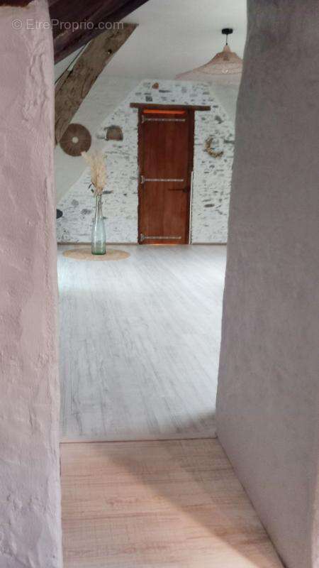 Maison à ERCE-EN-LAMEE