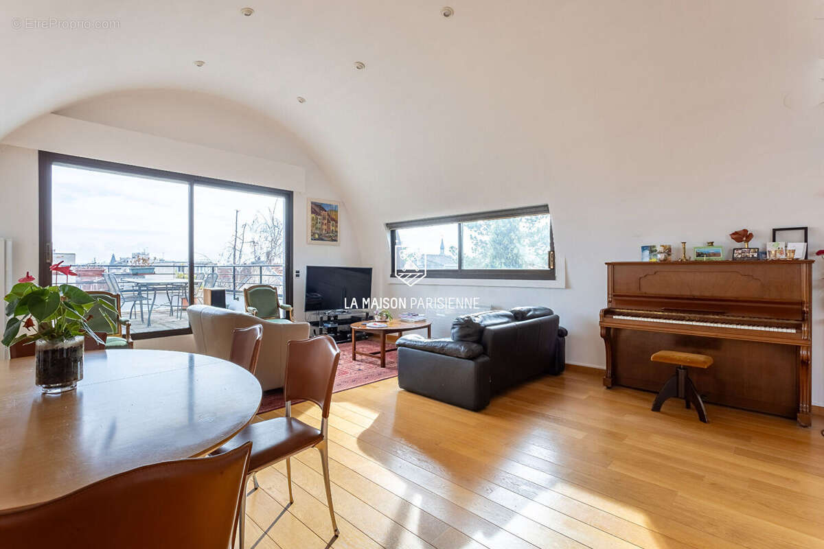 Appartement à SURESNES