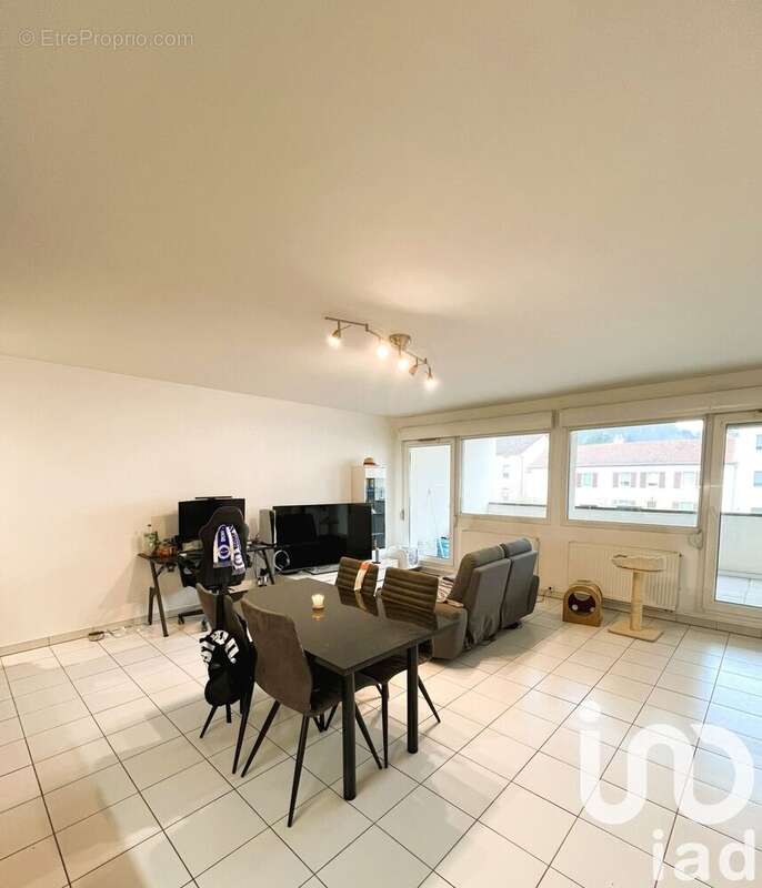 Photo 2 - Appartement à AUDUN-LE-TICHE
