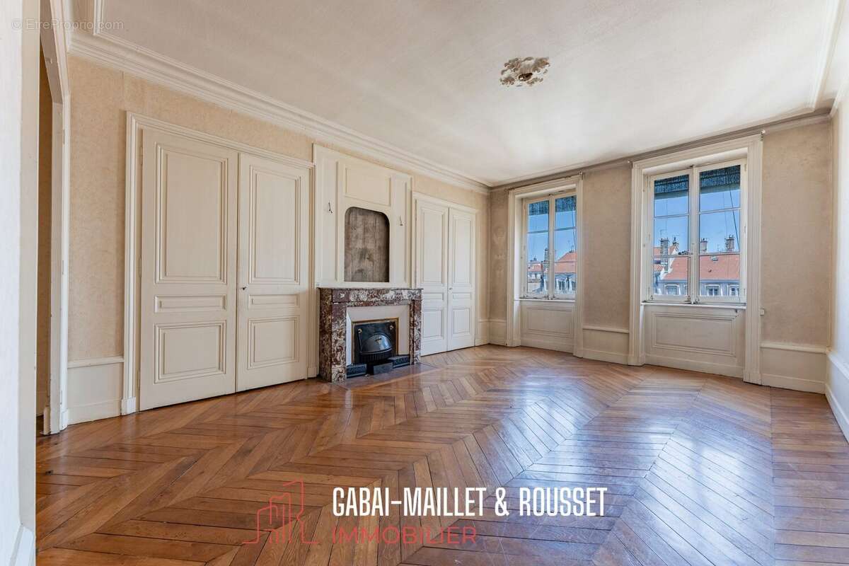 Appartement à LYON-6E
