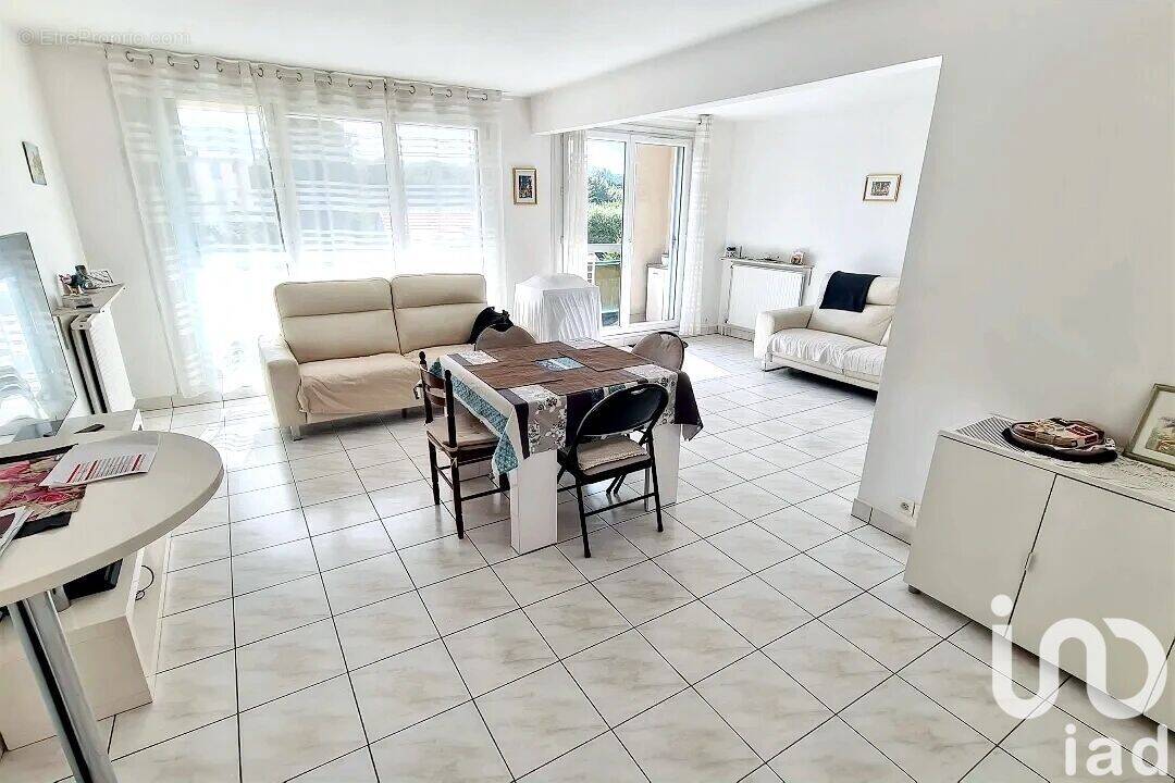 Photo 1 - Appartement à NOISY-LE-SEC