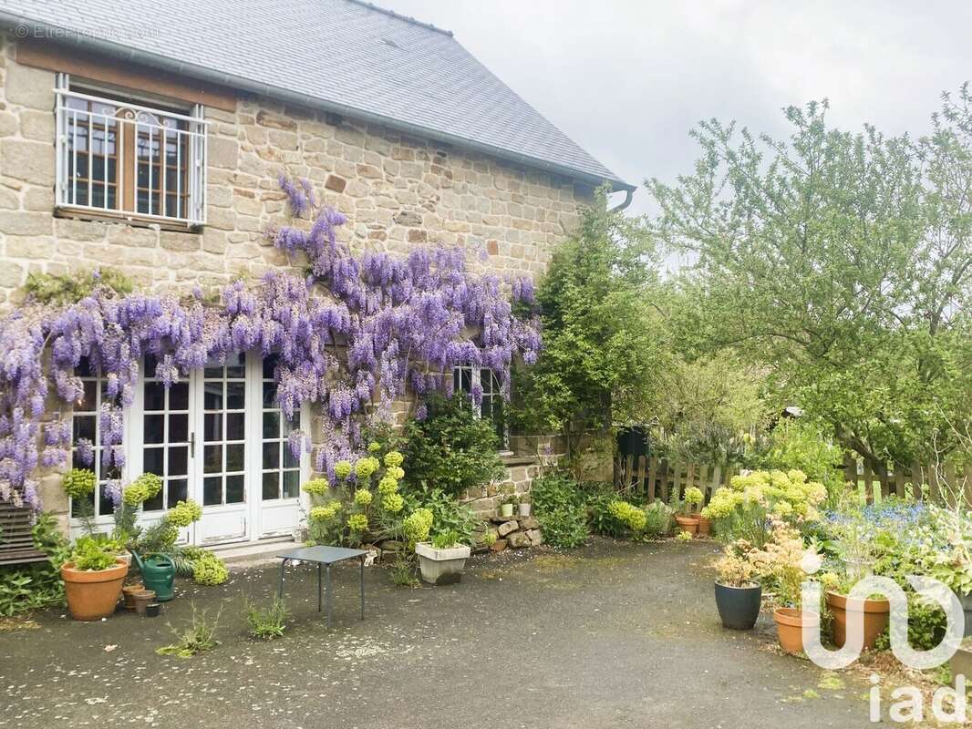Photo 1 - Maison à JUGON-LES-LACS
