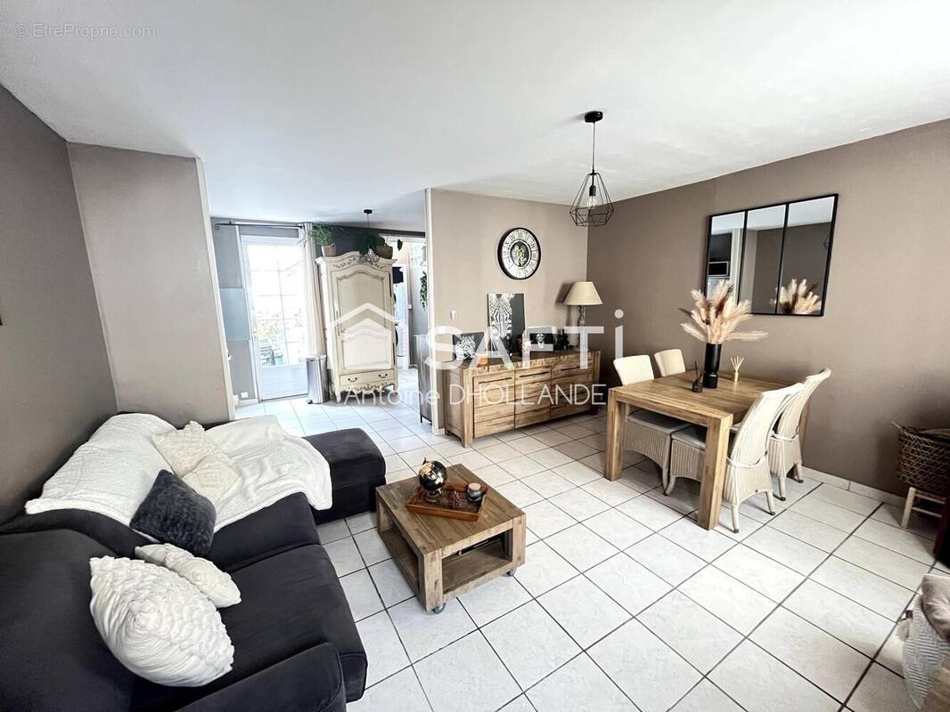 Photo 1 - Maison à SAINT-QUENTIN