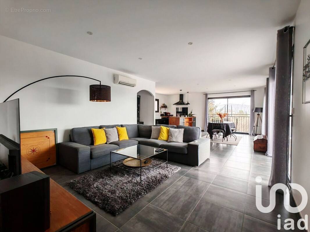 Photo 1 - Maison à UZER