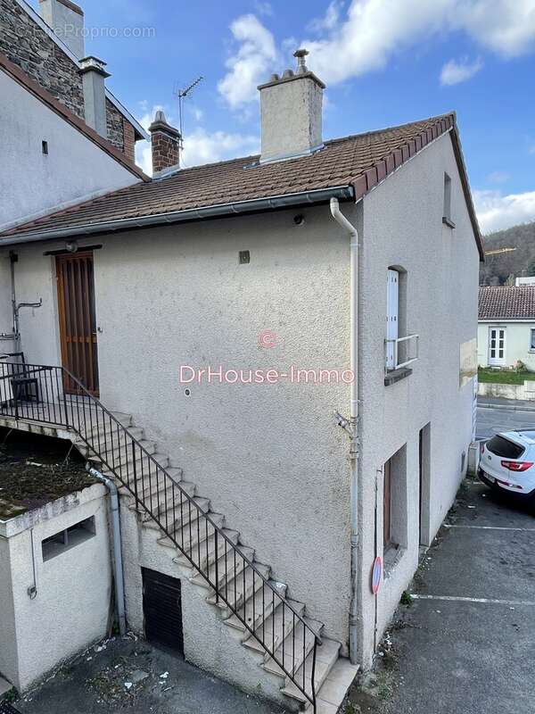 Appartement à UNIEUX