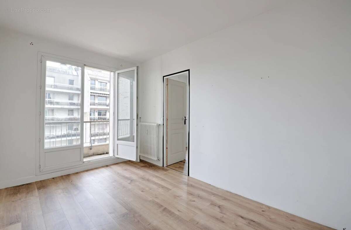 Appartement à SAINT-MAUR-DES-FOSSES