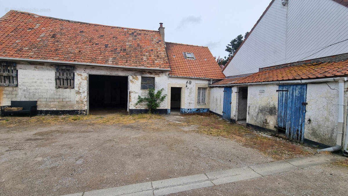 Maison à BEUVREQUEN