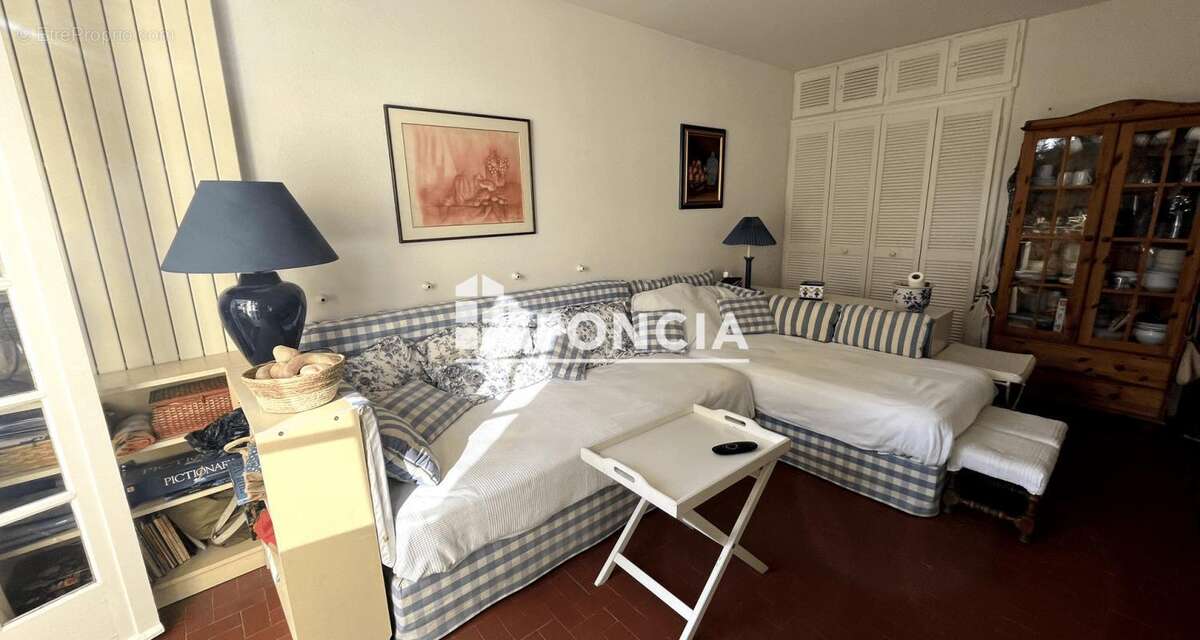 Appartement à HYERES