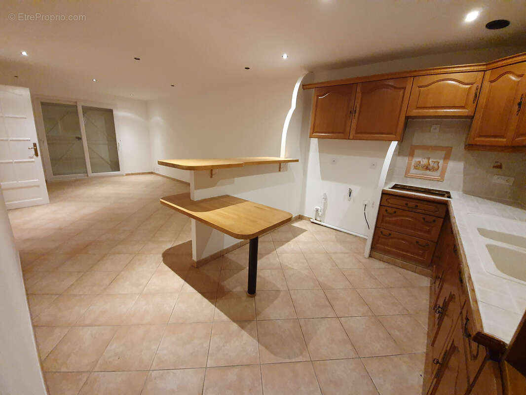 Appartement à COUBRON