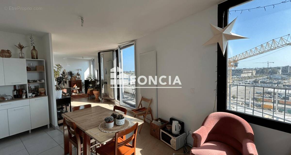 Appartement à BORDEAUX