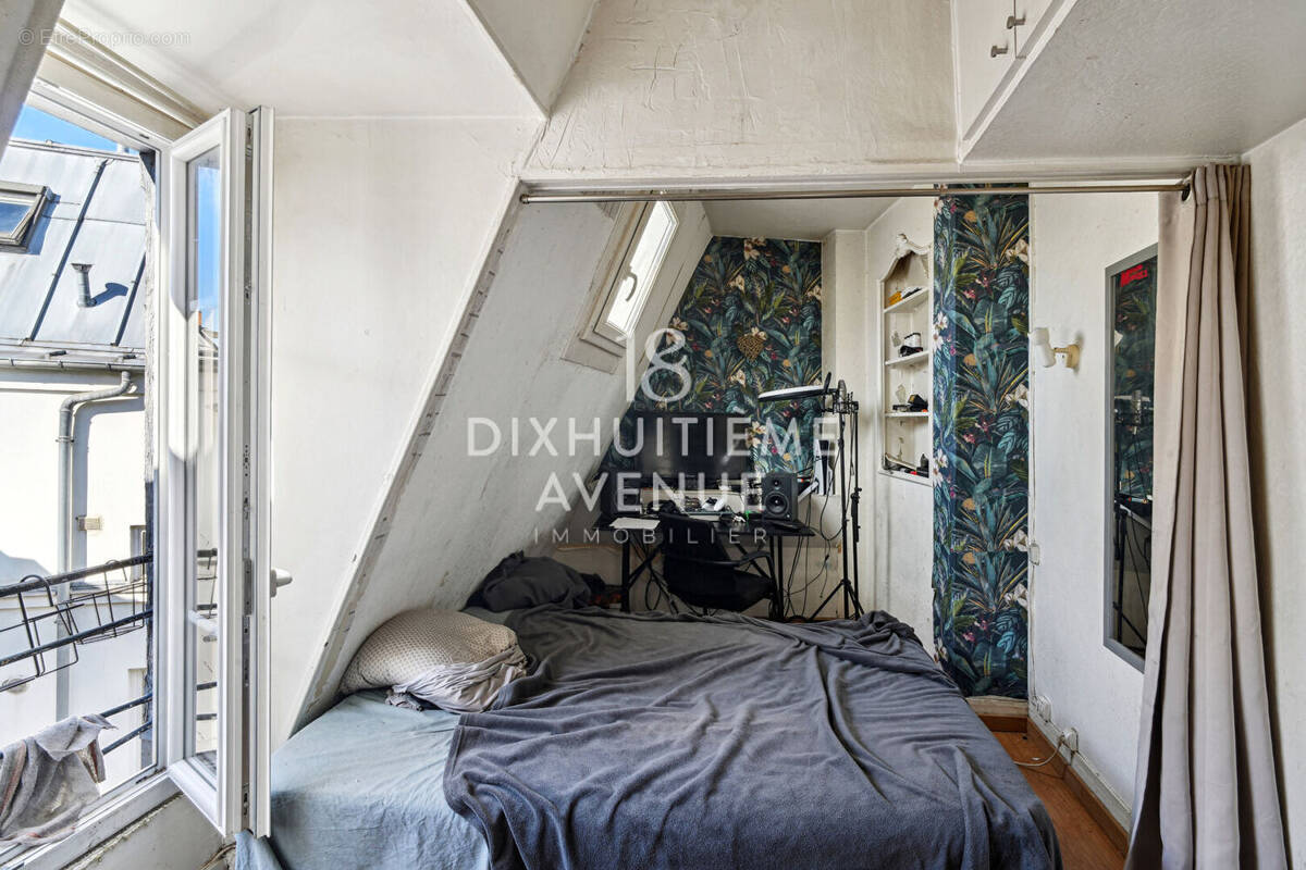 Appartement à PARIS-18E