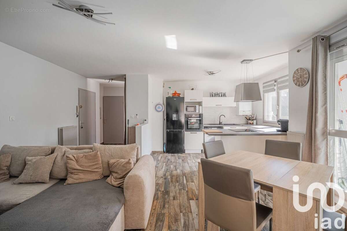Photo 6 - Appartement à LE PONT-DE-CLAIX