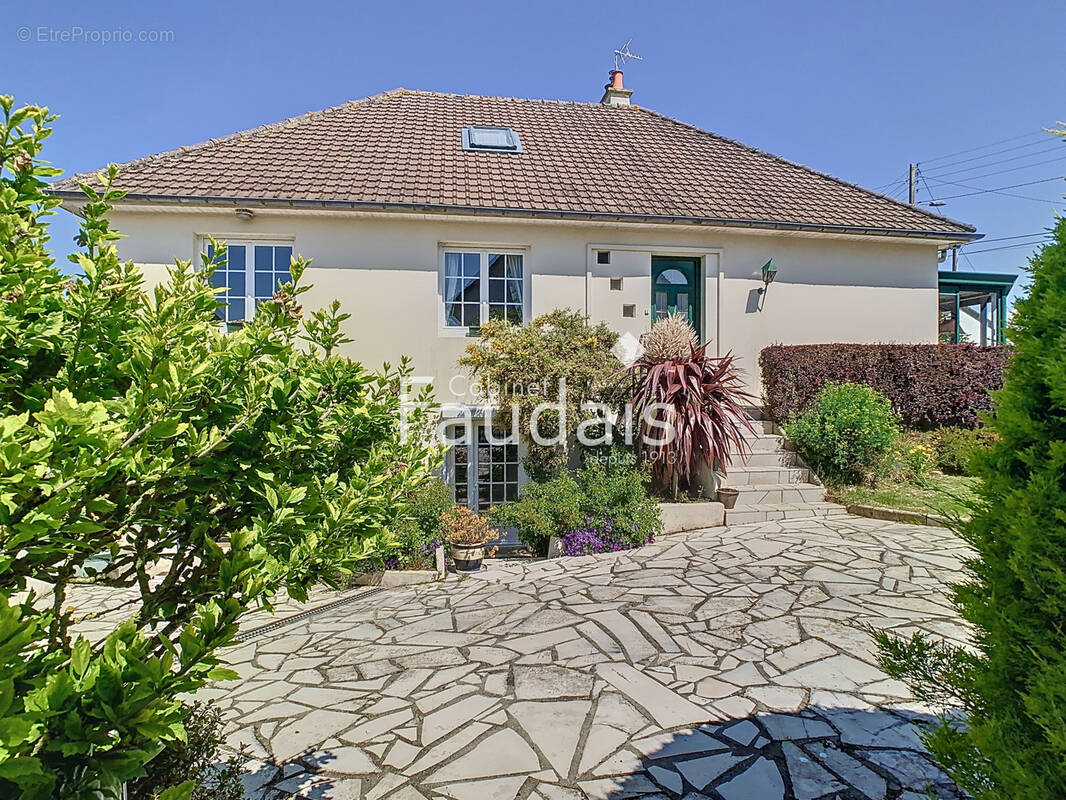 Maison à ISIGNY-SUR-MER