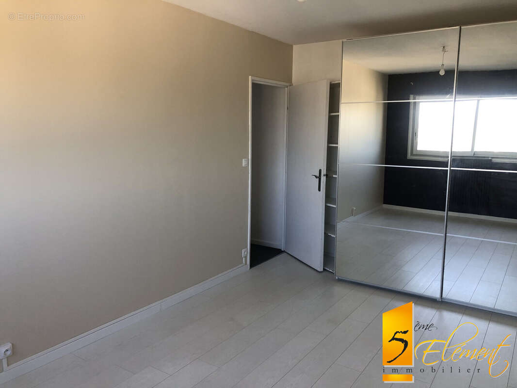 Appartement à LYON-9E