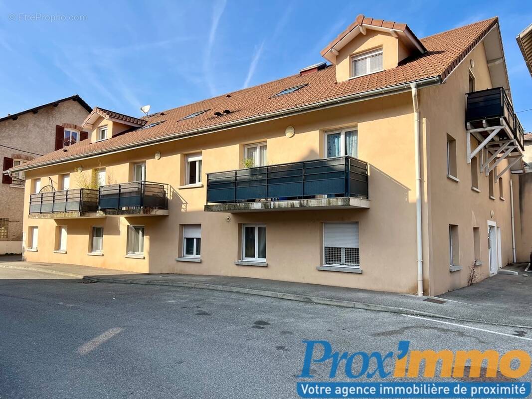 Appartement à RIVES